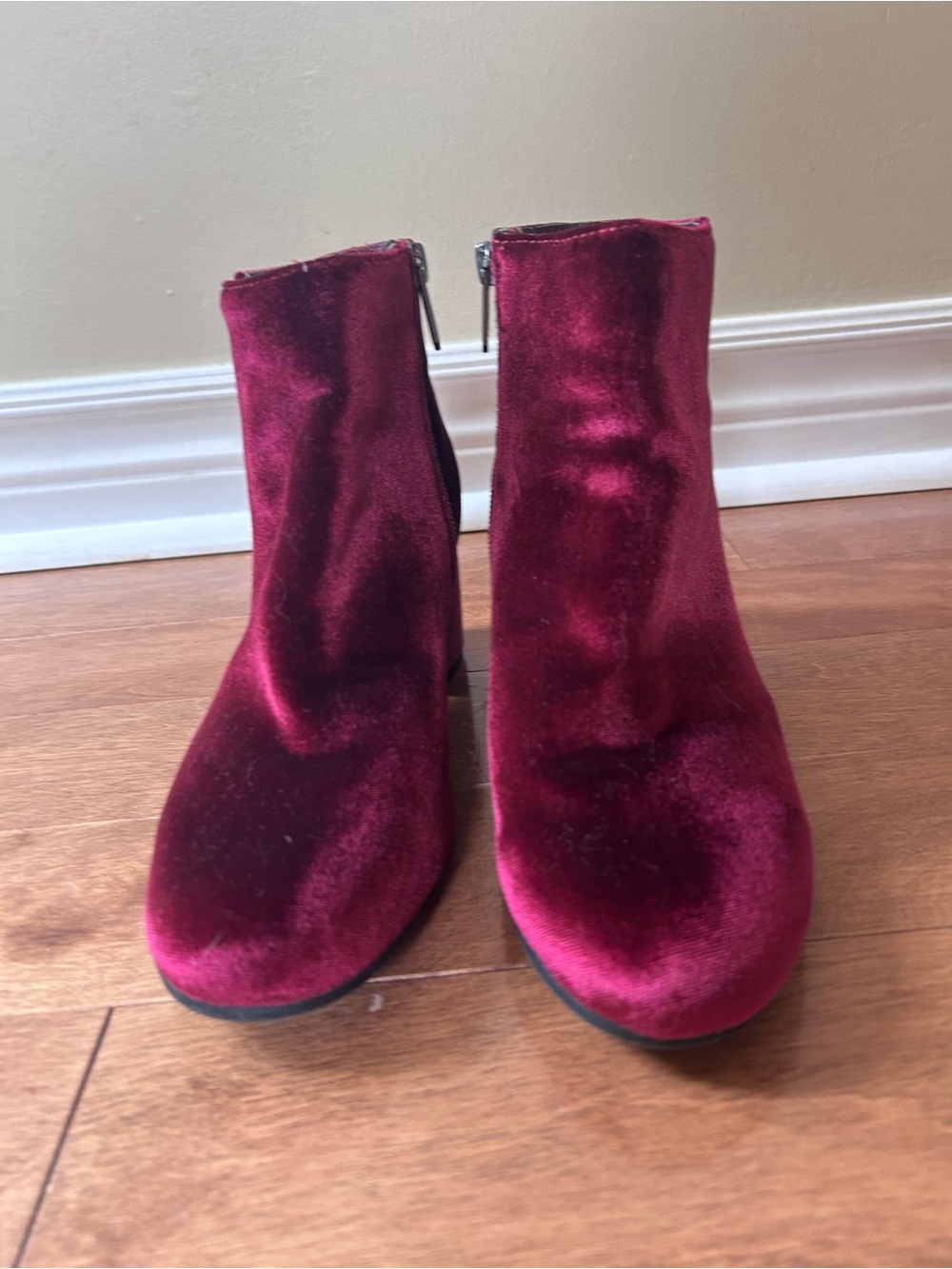 Women's Velvet Ankle Boots in Wine